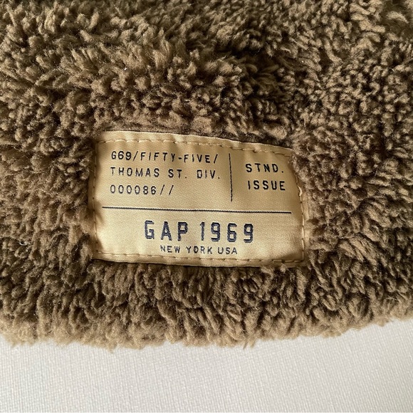 GAP Kids Sherpa Fleece Lined Winter Beanie/Toque - Light Brown - Picture 4 of 6